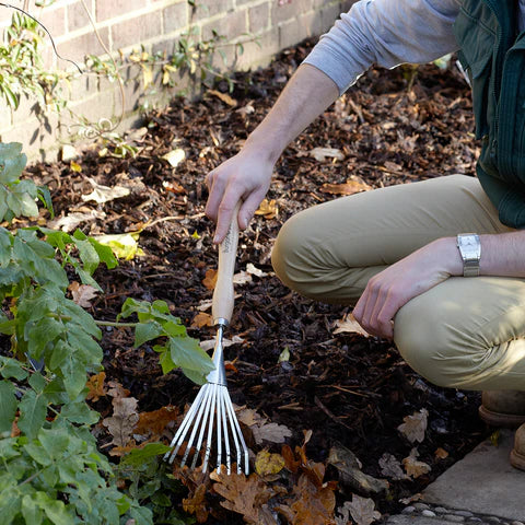 Burgon & Ball - Mid Handled Shrub Rake Hot on Sale